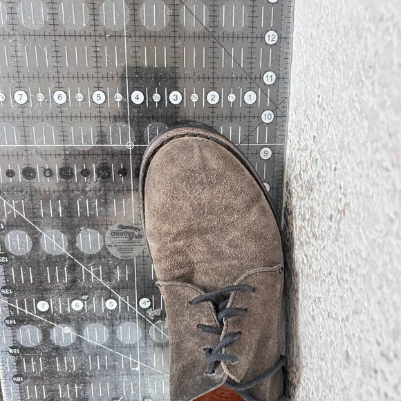 Fiorentini Baker Women Size 5 EU 35 Brown Suede Plain Toe Derby Casual Shoe - Picture 12 of 12